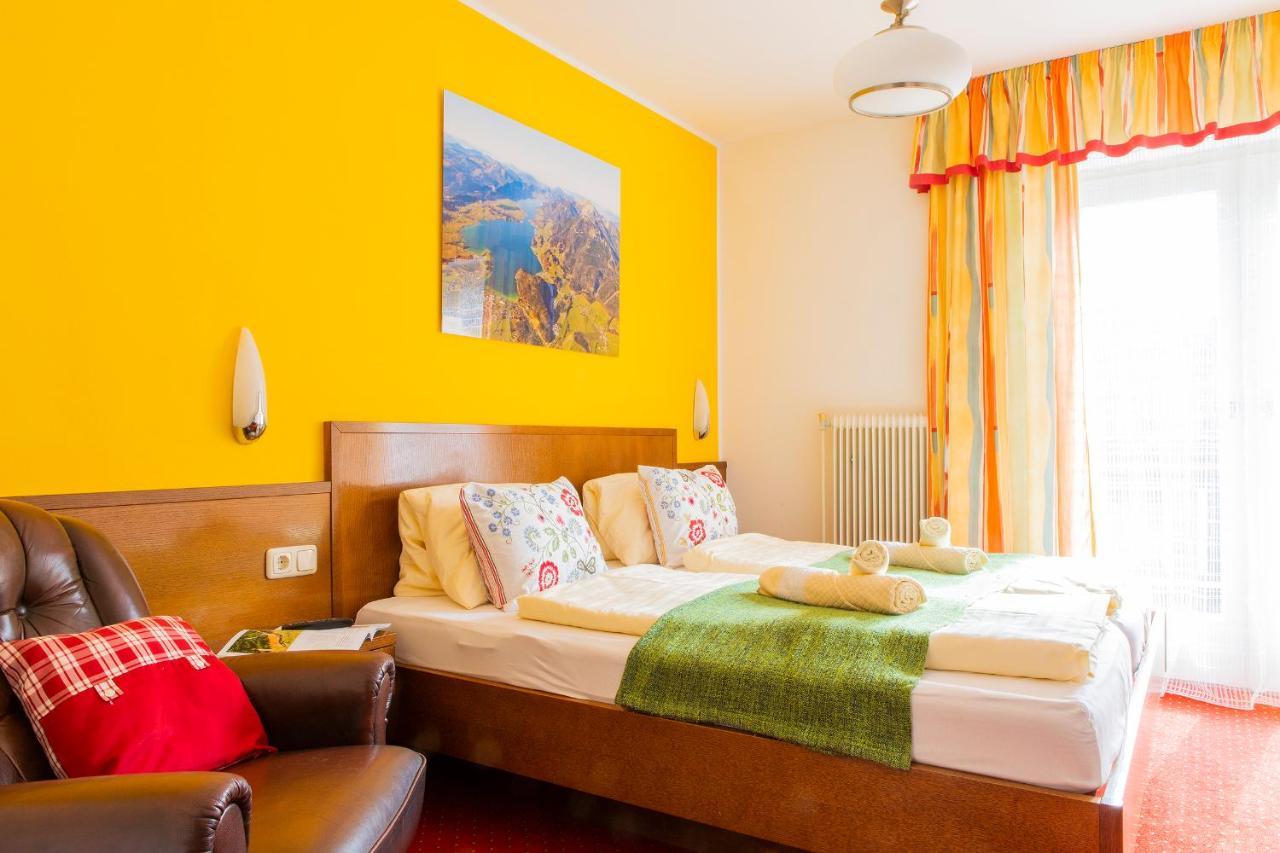 Hotel Garni Weberhausl ชตรอเบิล ภายนอก รูปภาพ